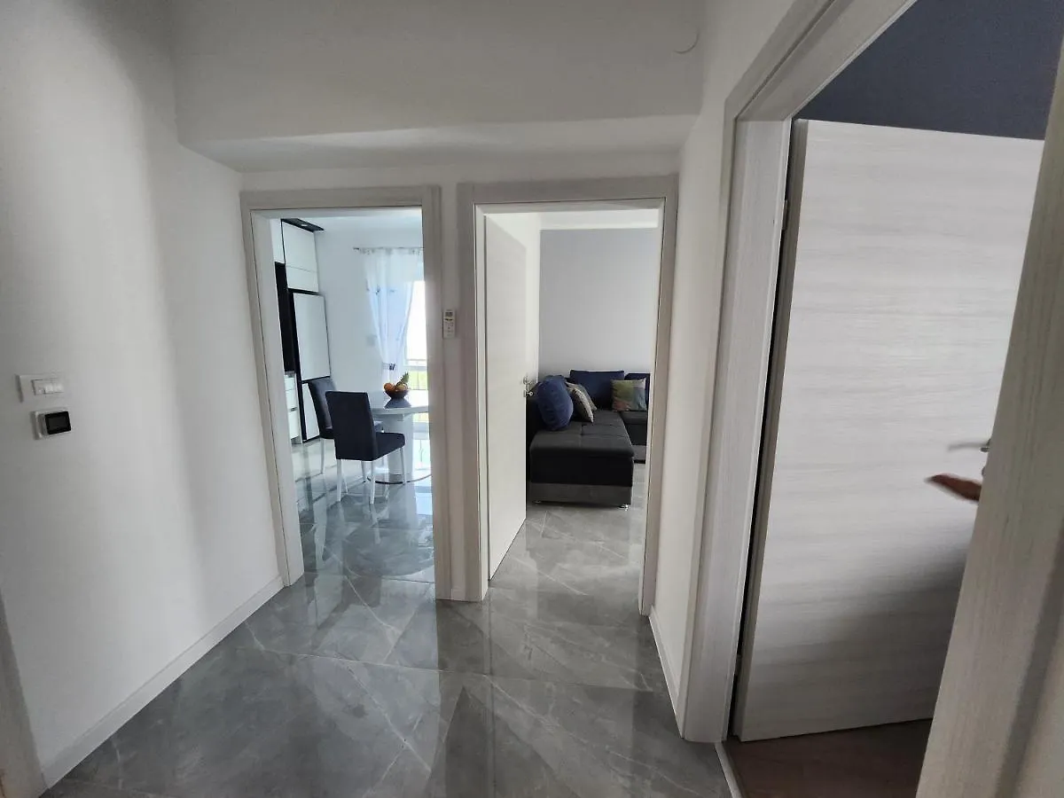Ferienwohnung Airport Split Kaštel Štafilić Apartment