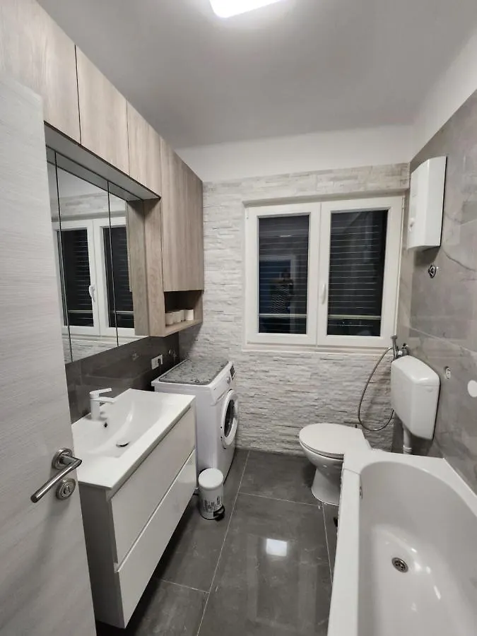 Ferienwohnung Airport Split Kaštel Štafilić 0*,
